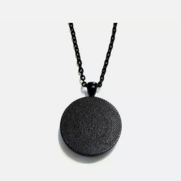 New Marilyn Monroe Glass Cabochon Black Necklace. - Picture 3 of 9